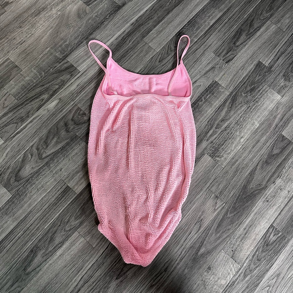 Hunza G Pamela One Piece Swimsuit Bubblegum Pink OS - Picture 4 of 4